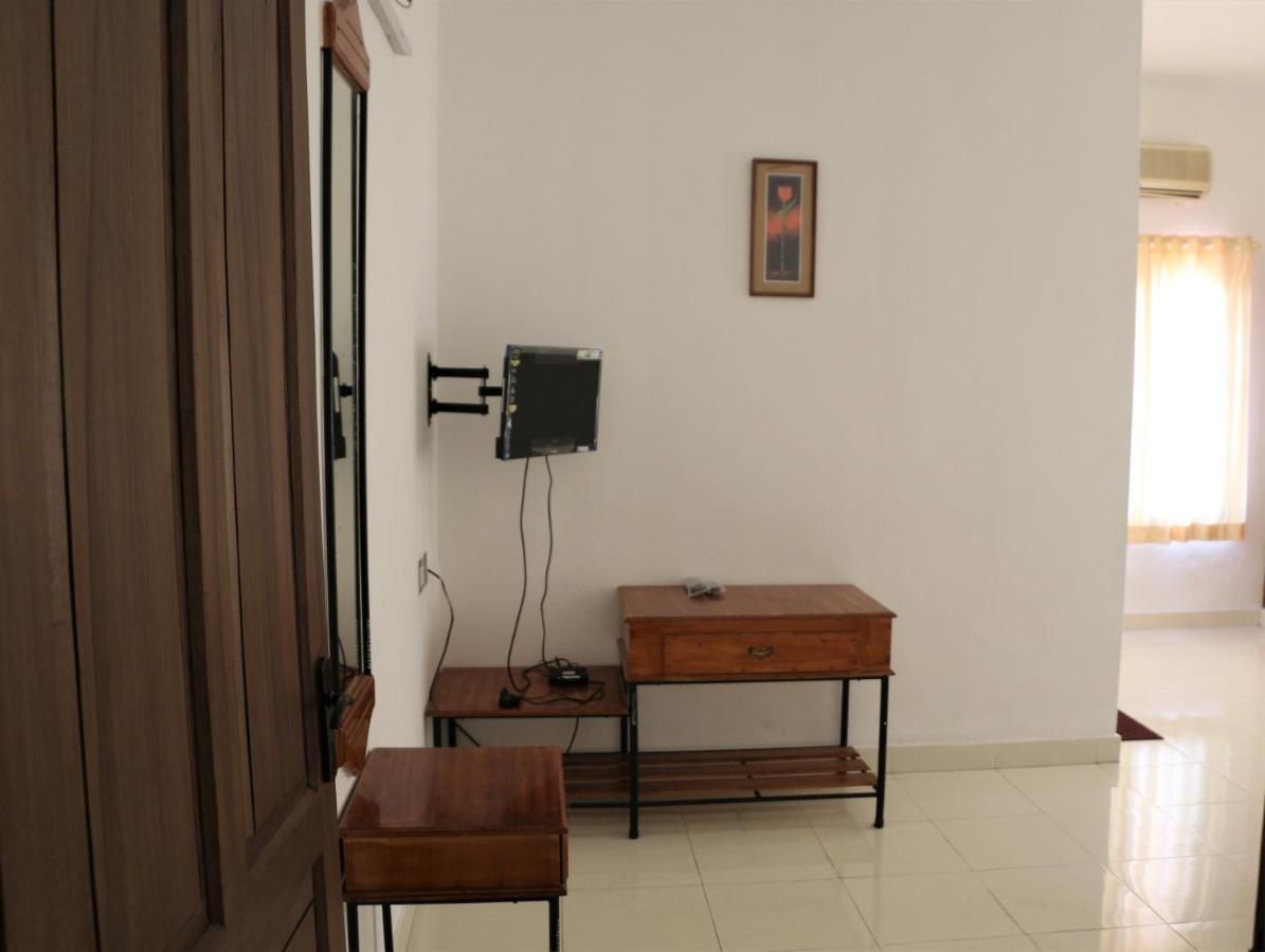 โฮเต็ล อีสต์ โคสต์ Hotel Thiruvananthapuram ภายนอก รูปภาพ